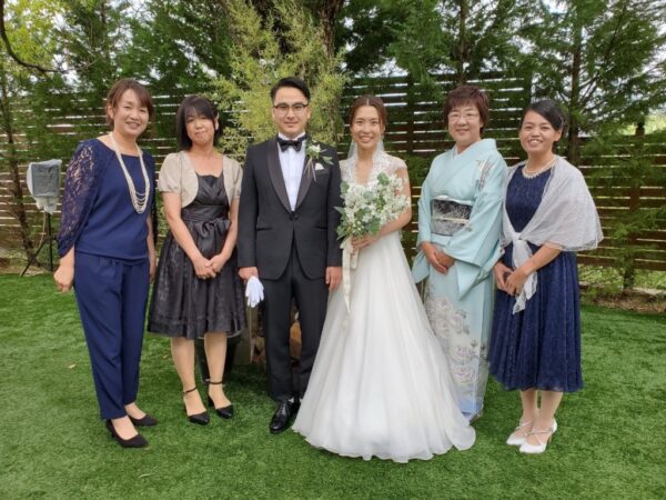 スタッフの結婚式サムネイル